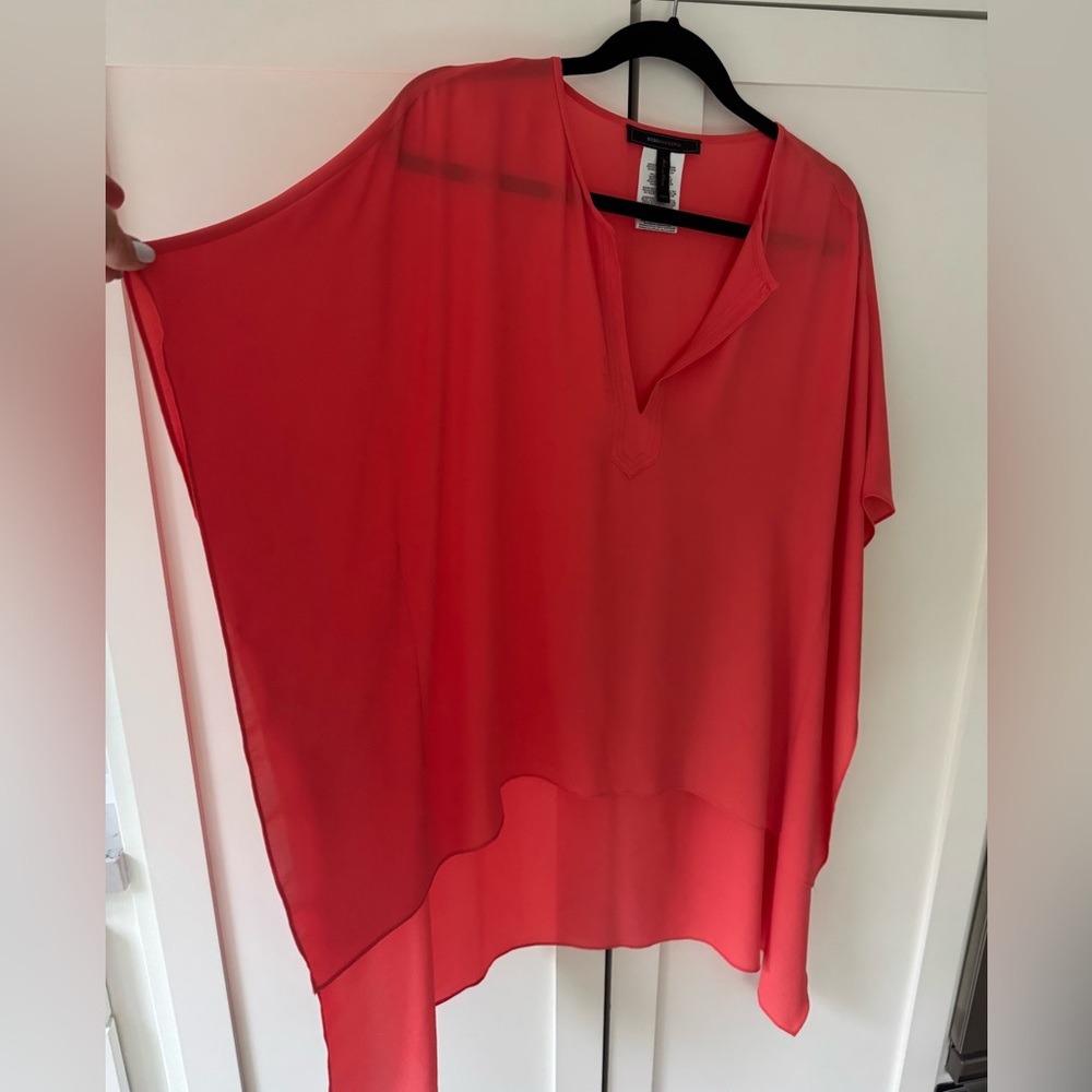 BCBG coral color silk tunic blouse! Small ladies … so cool &elegant!